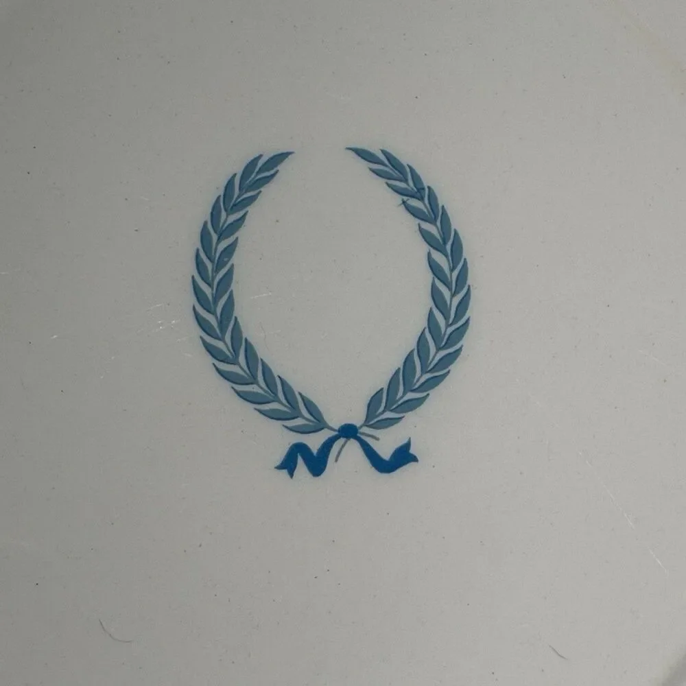 2 Steubenville MONTICELLO Blue Wreath Wheat 10.25” Dinner Plates Vintage